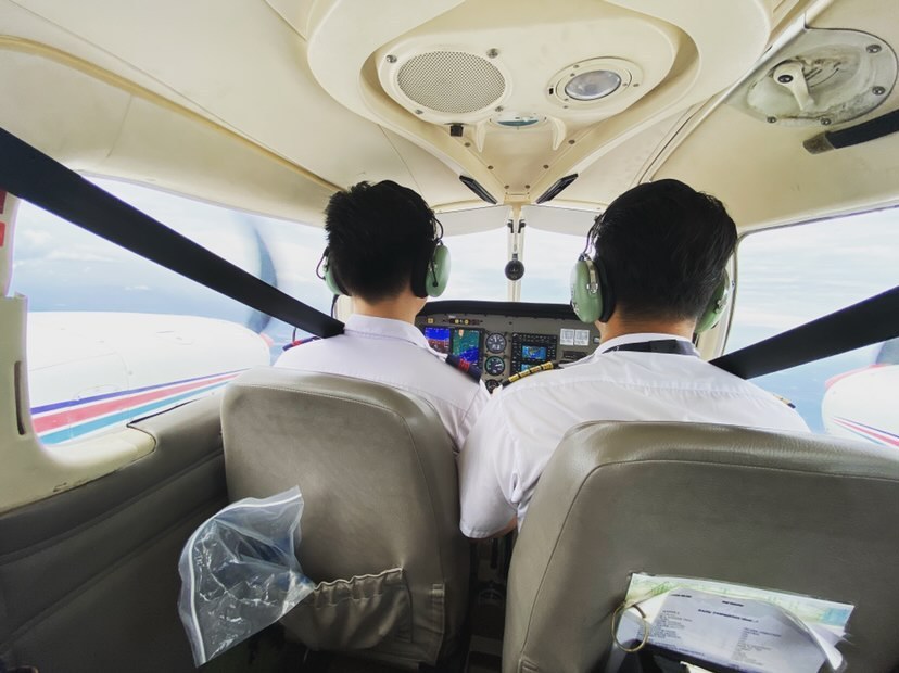 马来西亚训练飞机驾驶舱