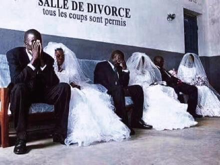 原来《在加纳共和国离婚》是真的要穿婚纱离婚的！ | 文字碌碌
