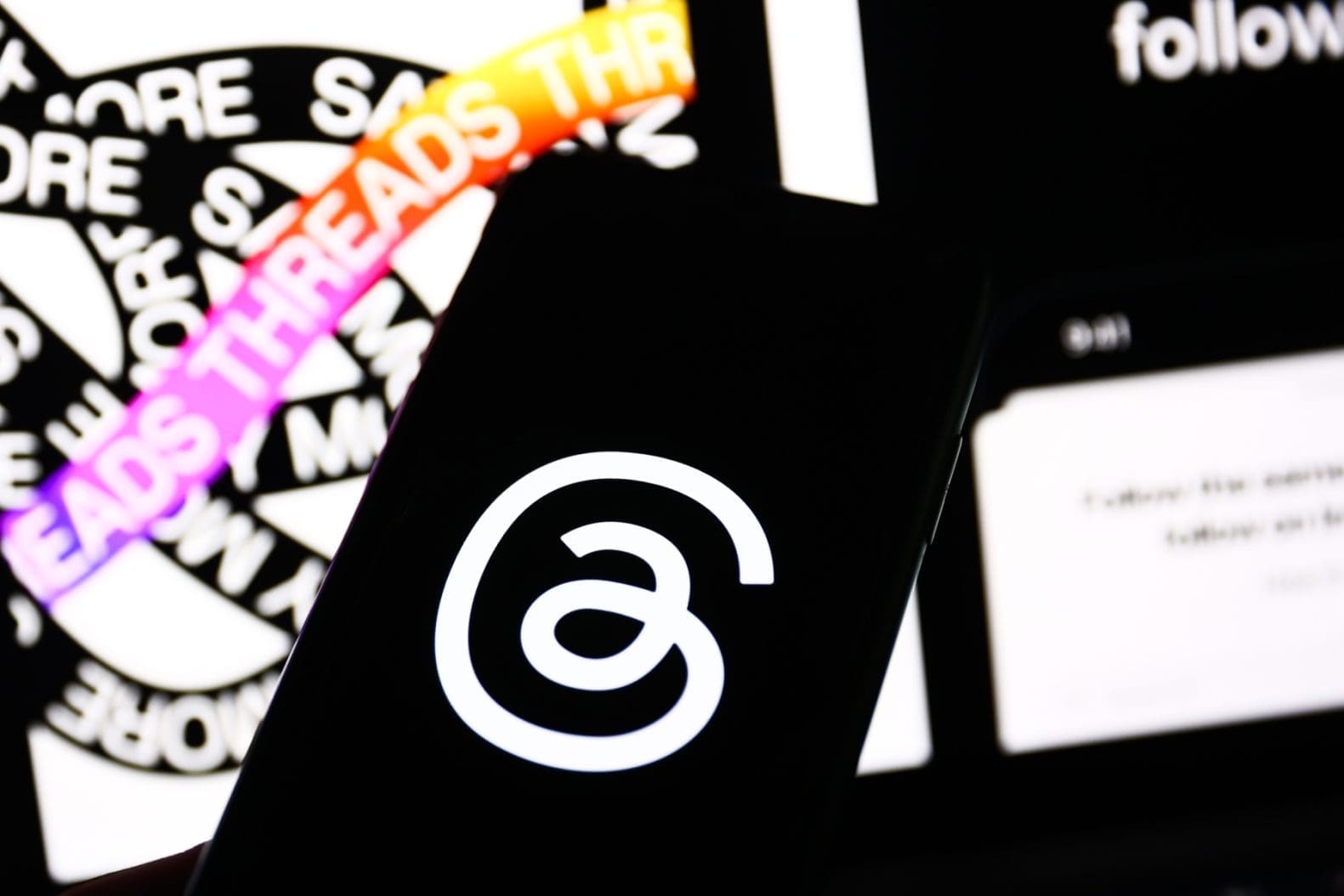 什么是Threads？7小时的时间突破1000万用户的软件？