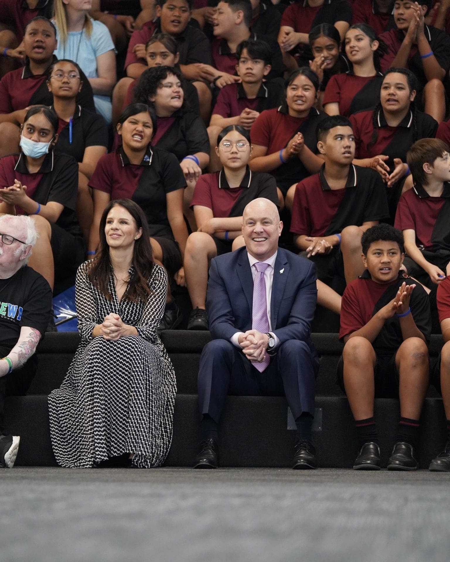 “为解决文盲危机”纽西兰学校禁用手机 | 文字碌碌 “为解决文盲危机”纽西兰学校禁用手机 | 文字碌碌