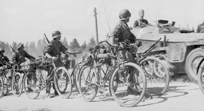 日军骑自行车攻占马来西亚